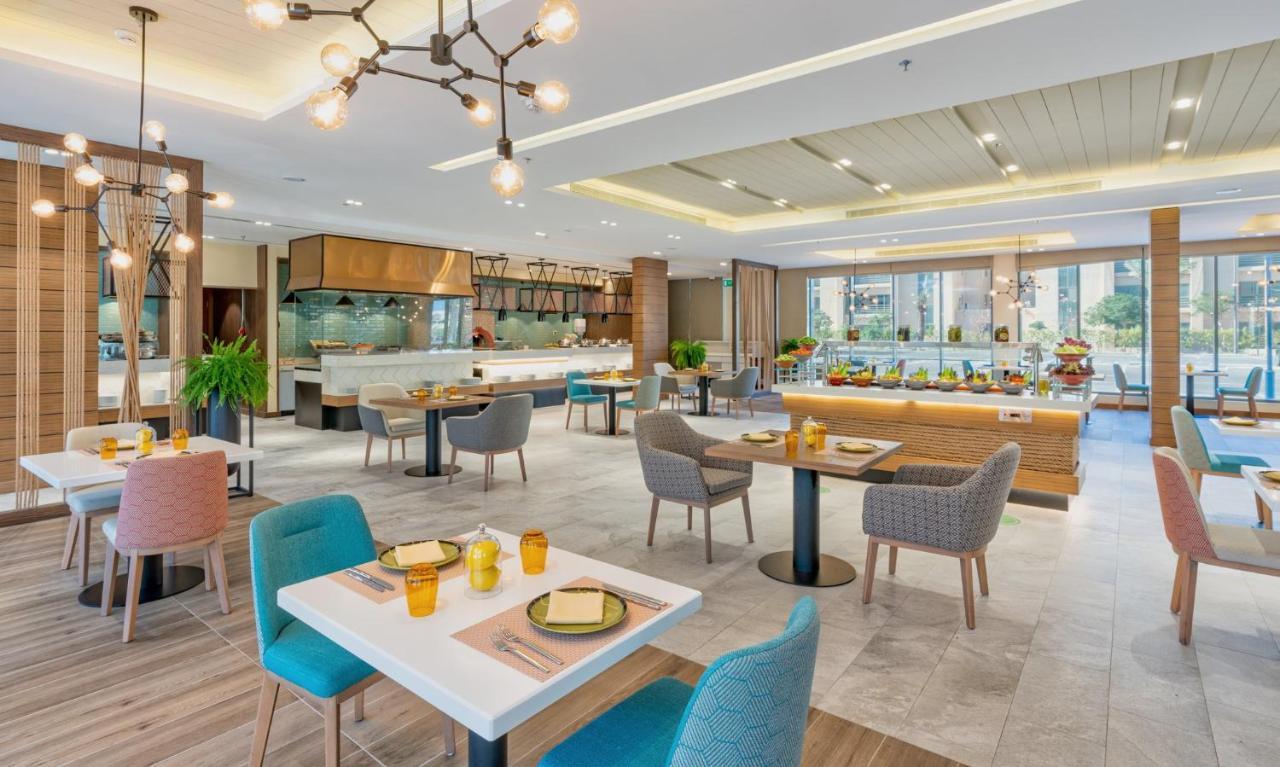 Holiday Inn & Suites Al Jubail By Ihg Al Fanatir Exterior foto